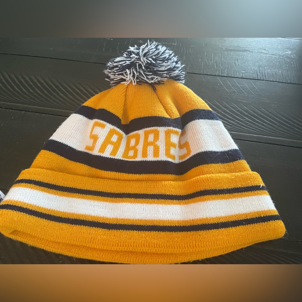 NHL Buffalo Sabres Winter Hat